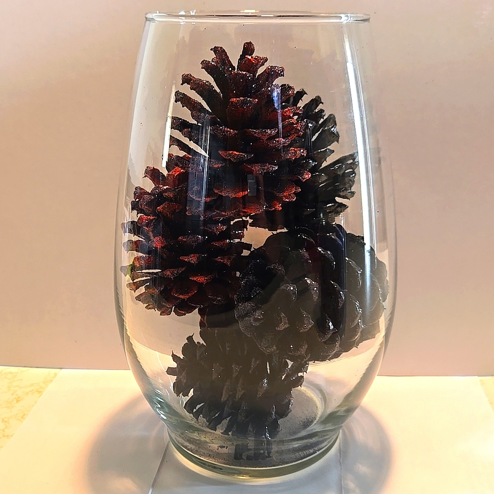 Natural Pine Cone Decorations for Home Parties